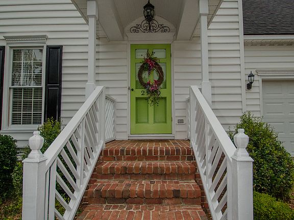 Grand entrance, unique door