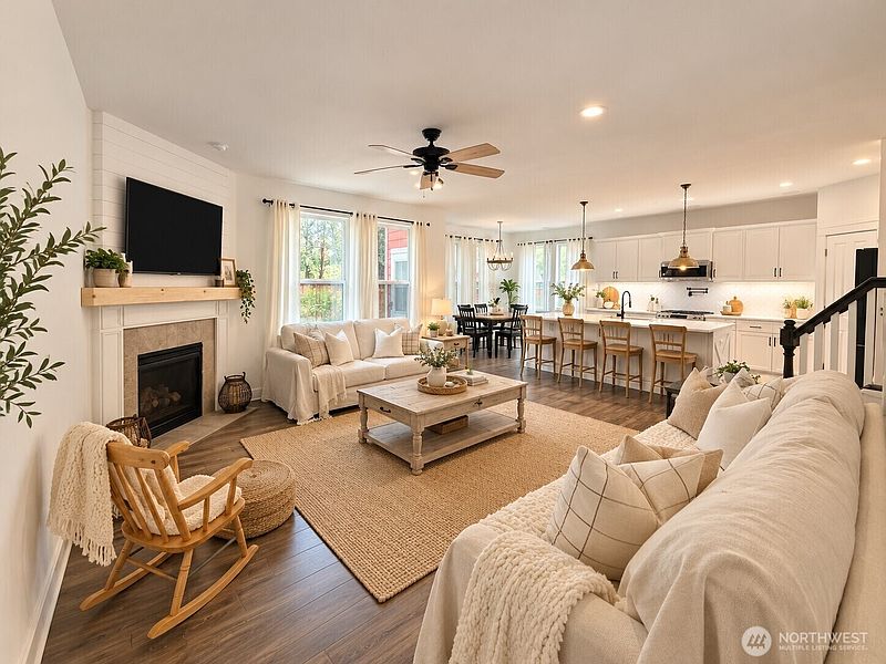 5th image of 4501 Freemont Street NE