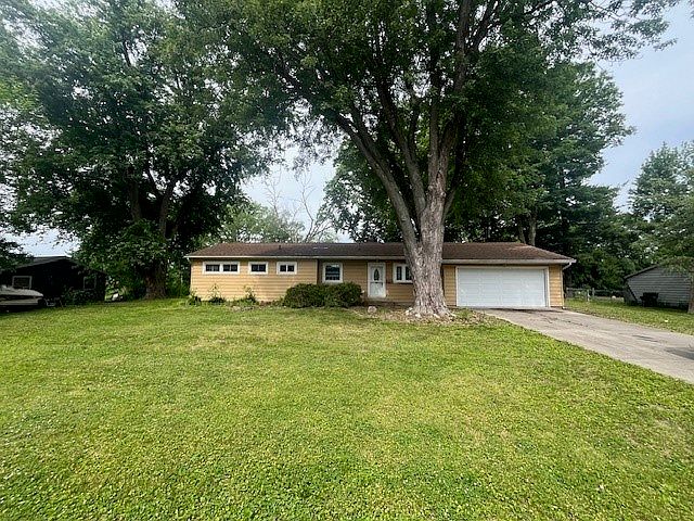 1st image of 3947 N Burchard Dr