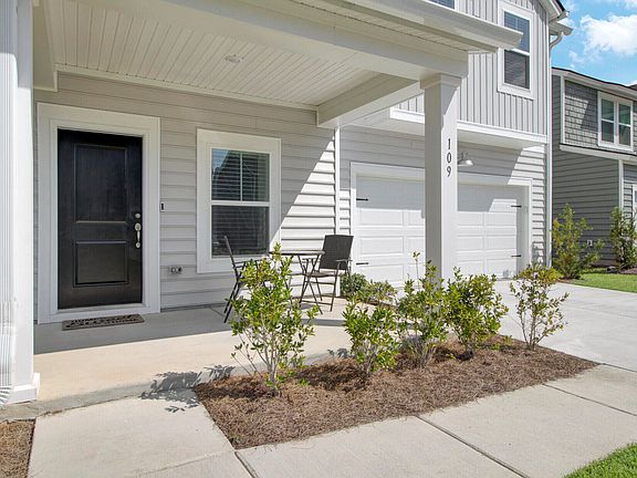 2nd image of 109 Whisper Dr