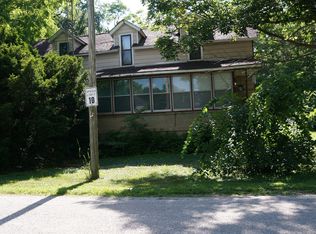 5931 Sinderson St, Harvard, IL 60033