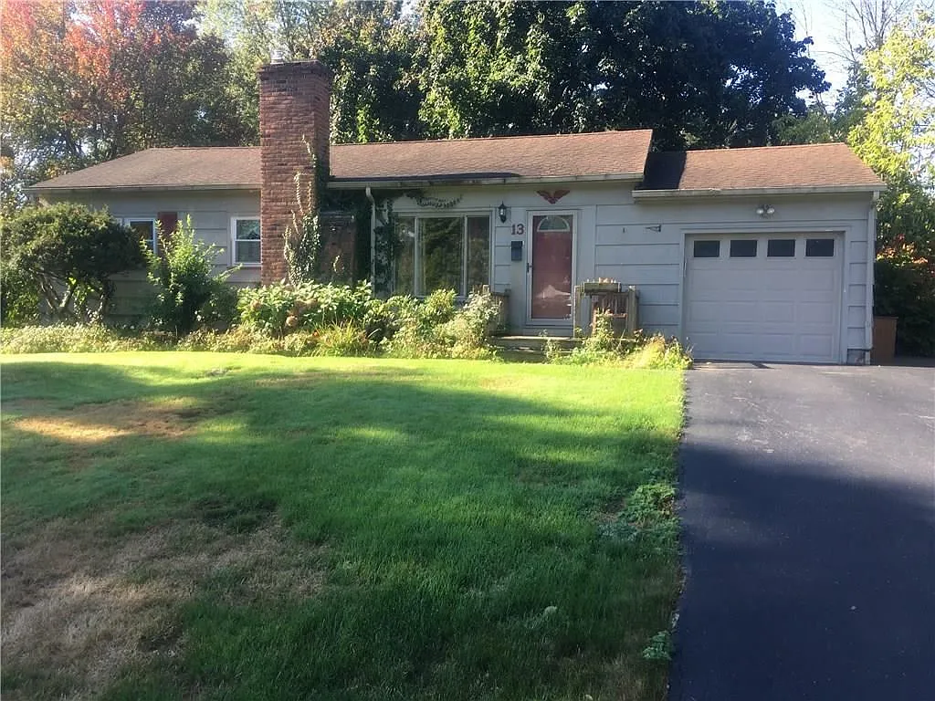 13 Valley Cres photo 1