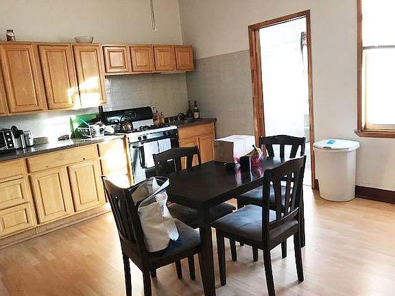 2nd image of 30 Broome St APT 2