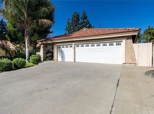 21225 Georgetown Dr, Santa Clarita, CA 91350