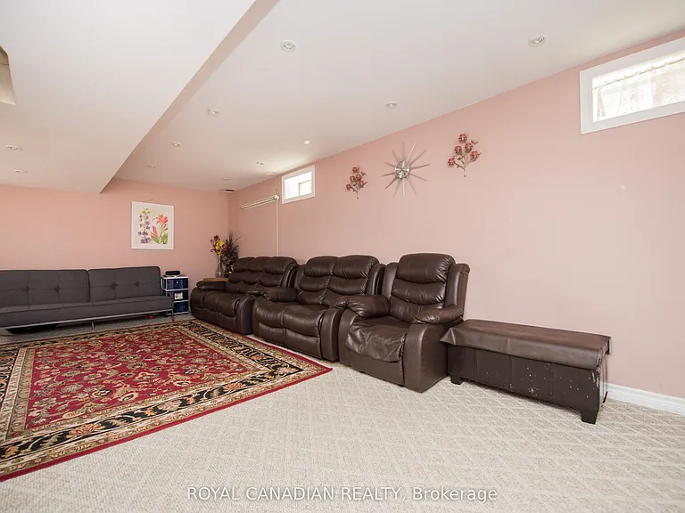 78 Peachwood Cres #13 — Photo 34