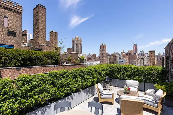 Sold by Brown Harris Stevens | media 24