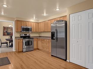 16233 NE 112th Ct, Redmond, WA 98052