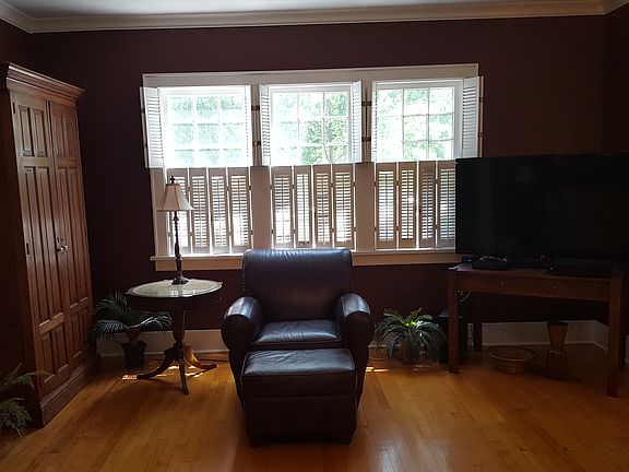 5th image of 1720 Ashland Ave