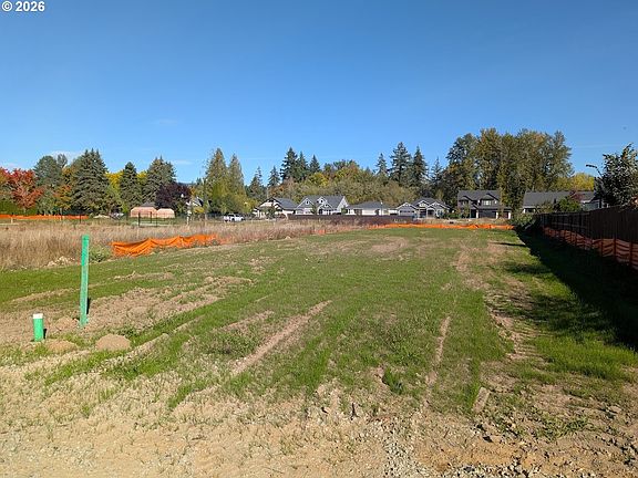2nd image of 2603 SE 23rd Ave