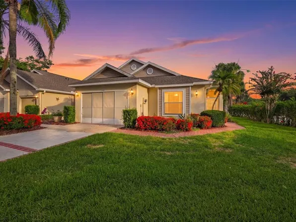 2401 NANTUCKET GLEN PLACE #11, SUN CITY CENTER, FL 33573