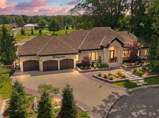 12 Bridle Path, Tillsonburg, ON N4G 5L9