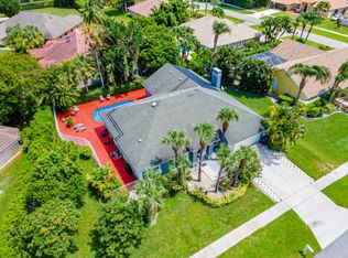 2452 Seaford Dr, Wellington, FL 33414