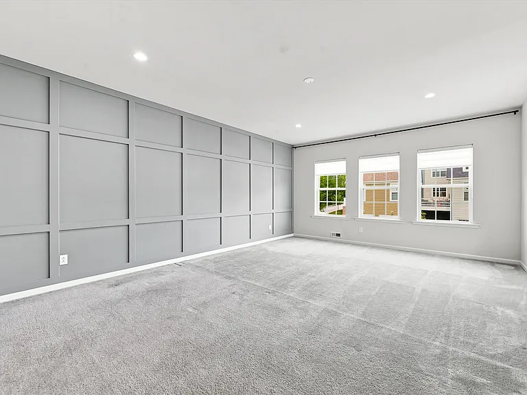 160 Shilling Ave — Photo 18