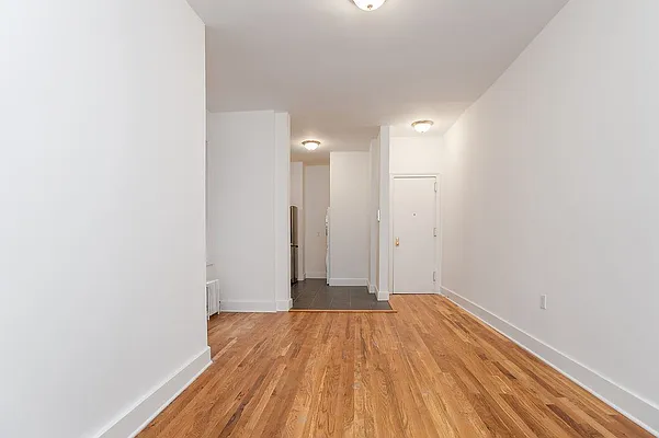 Rented by OGI Management | media 27