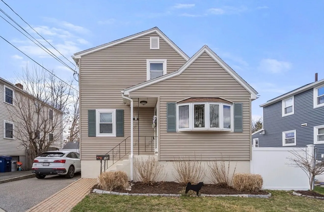 4 bed, 1663 sqft, $4,500 — Photo 1