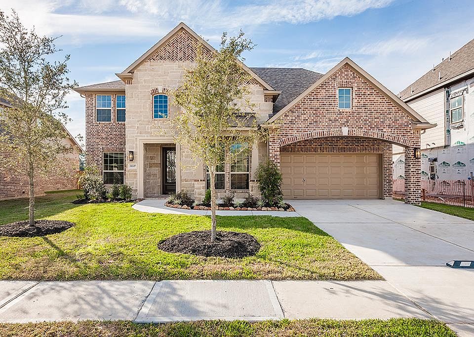 1st image of 21227 Lucknow Ln