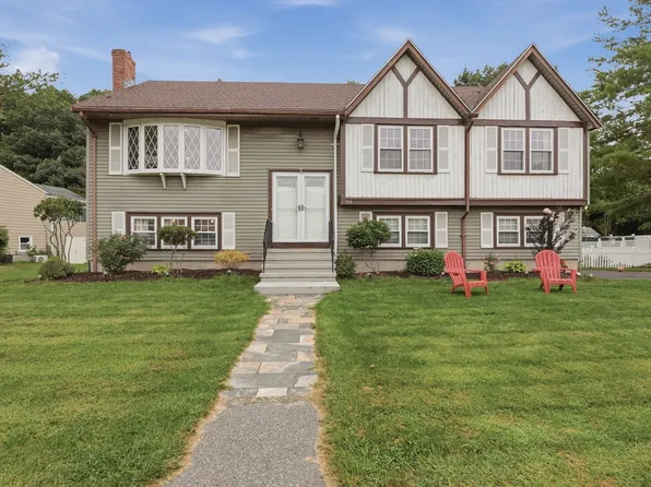 116 Kensington St, Braintree, MA 02184