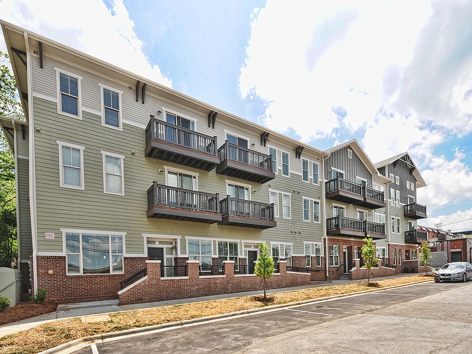 1st image of 1114 Clement Ave APT 304