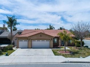 1691 E Beringer Dr, San Jacinto, CA 92583