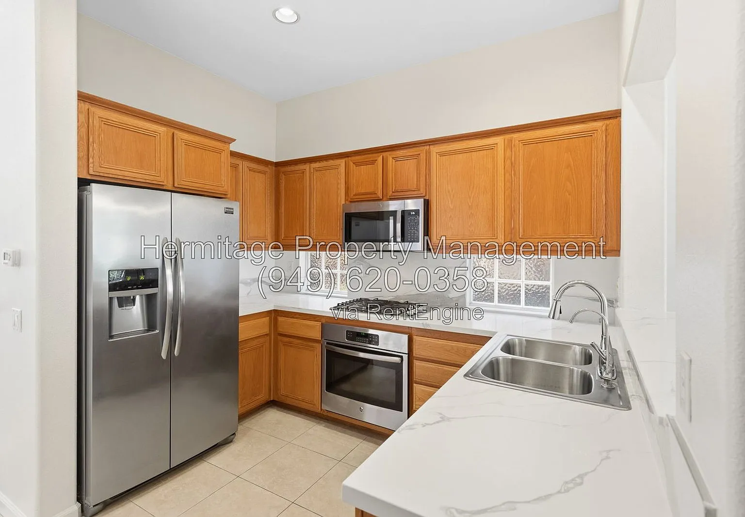 3 bed, 2.5 bath, 1835 sqft, $4,895 — Photo 2