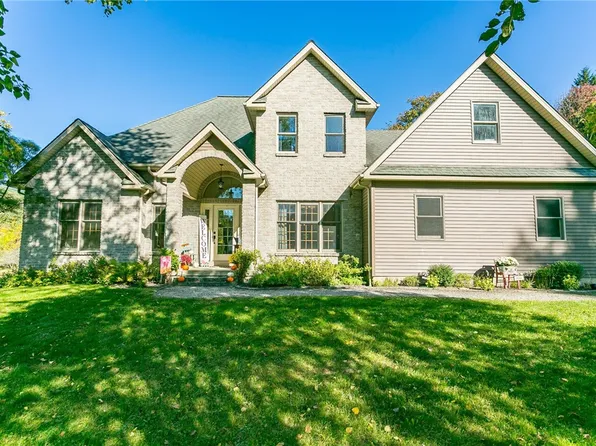 6043 State Route 64, Naples, NY 14512