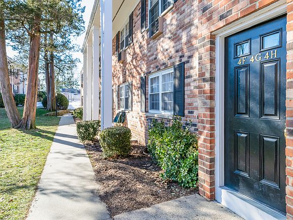 151 Courtland Avenue