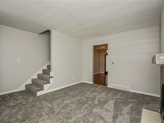 3rd image of 721 NW Greenwood St #14