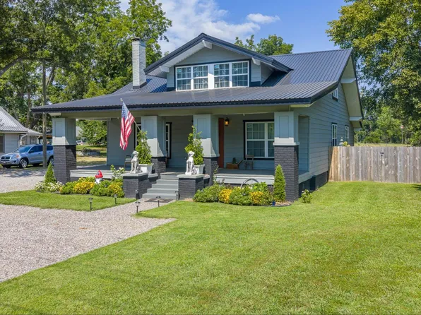 472 W 2nd St, Waldron, AR 72958