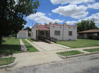 1204 S Calvin Ave, Monahans, TX 79756