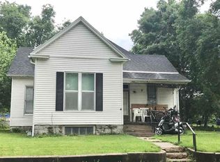 717 E 9th St, Sedalia, MO 65301