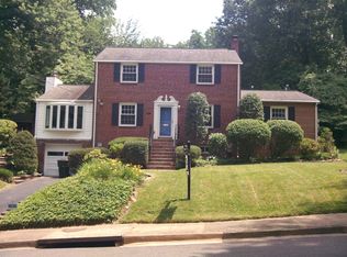 4310 24th St N, Arlington, VA 22207