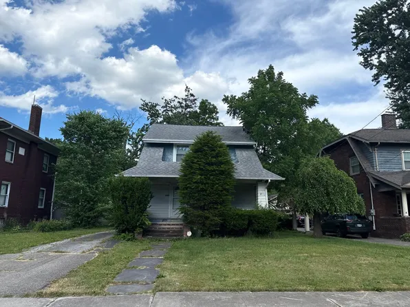 1650 Mahoning Ave NW, Warren, OH 44483