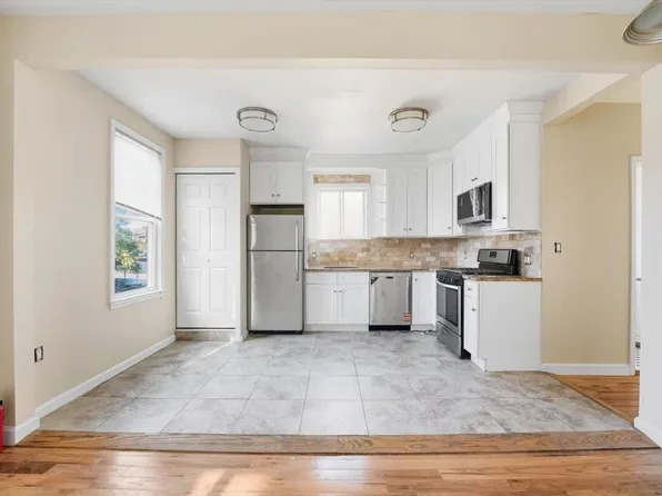 59 Ocean Avenue image 7 of 37