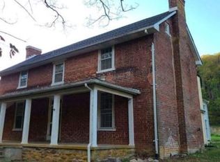 8873 Peaceful Valley Rd, New Castle, VA 24127