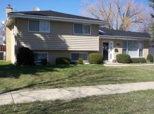 579 W Potter St, Wood Dale, IL 60191
