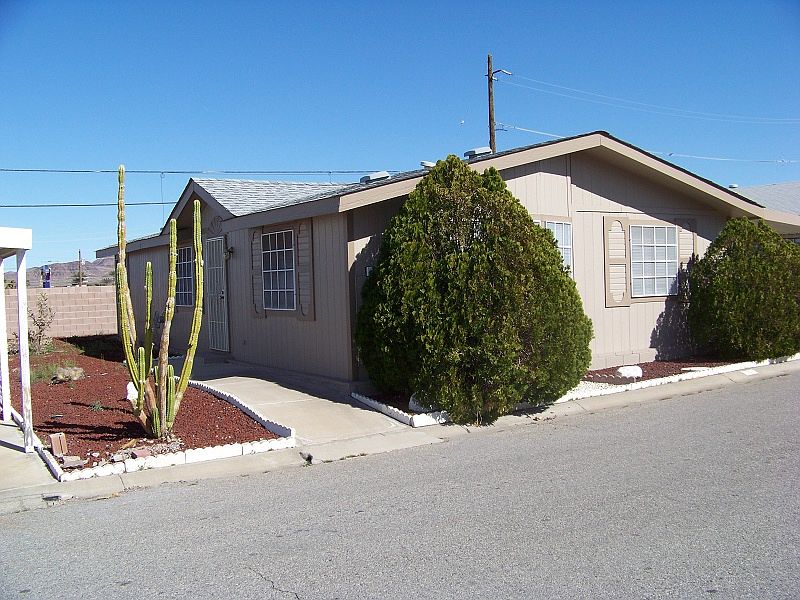 1st image of 400 Mona Ln #11