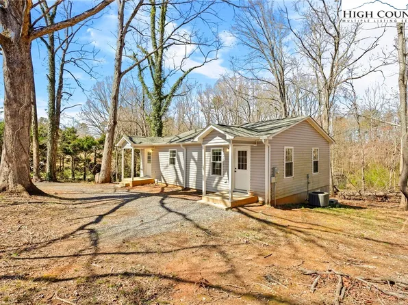 117 Hibriten Mountain Road, Lenoir, NC 28645