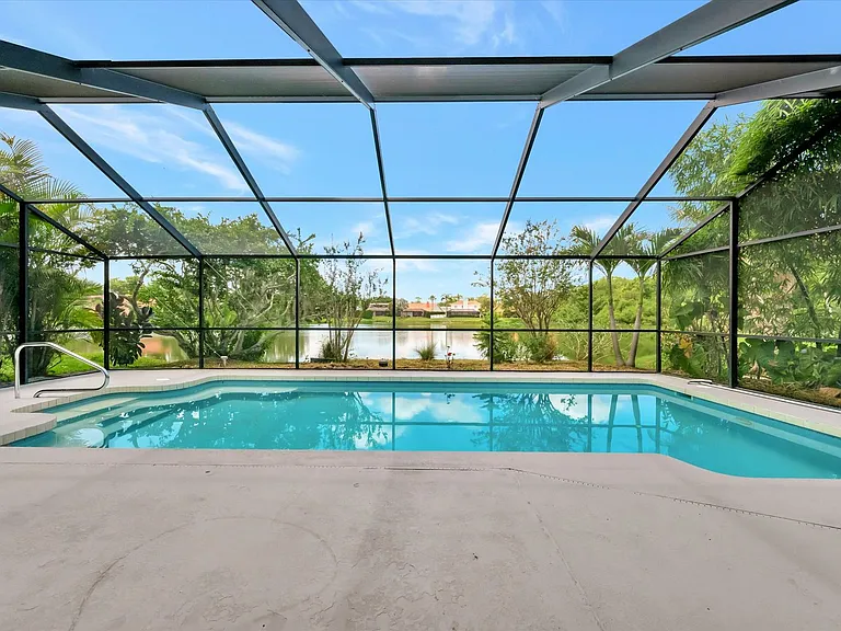 6044 Marella Dr — Photo 35