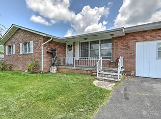 509 9th St, Erwin, TN 37650