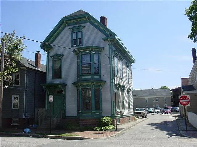 Building Photo