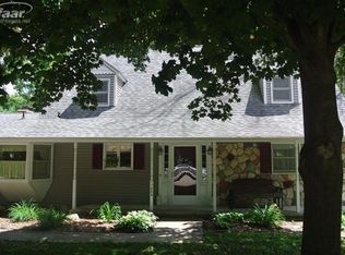 11884 Oakland Ave, Mount Morris, MI
