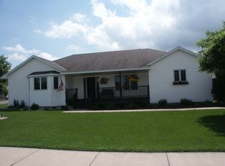 11525 Parkview Dr SE, Becker, MN 55308