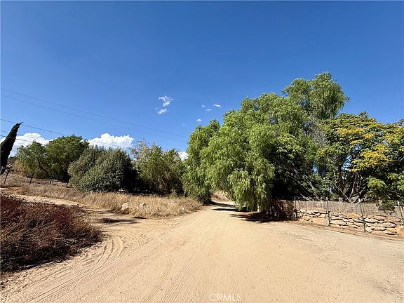 4th image of 32811 Cox Rd