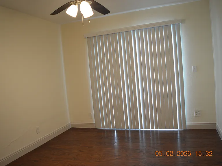 14233 Broadway — Photo 25