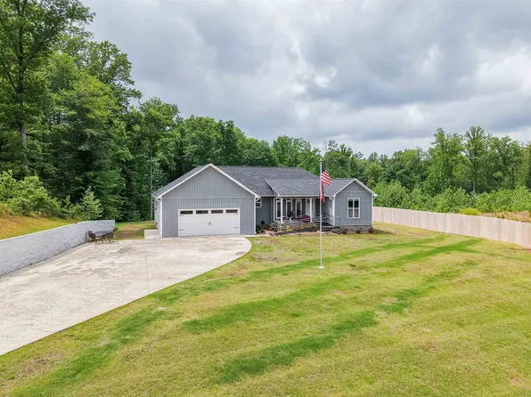 61 Beecham Ln, Lexington, TN 38351