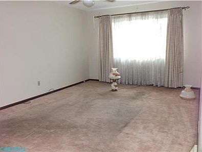 3rd image of 5494 Parkville St