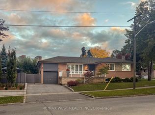 82 Renault Cres, Toronto, ON M9P 1J6