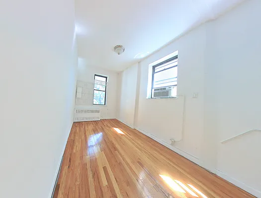 Rented by CitySites Real Estate Group | media 8