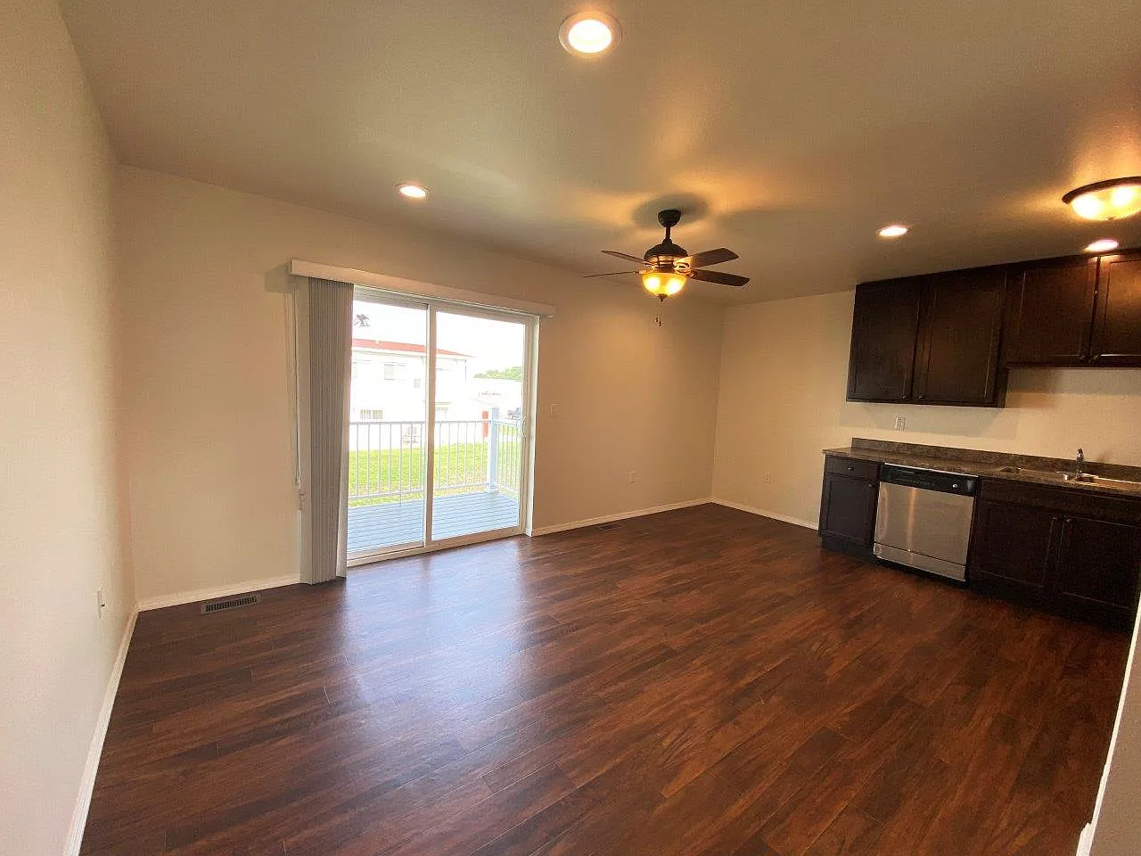 Lake Area Townhomes Phase II — Photo 2