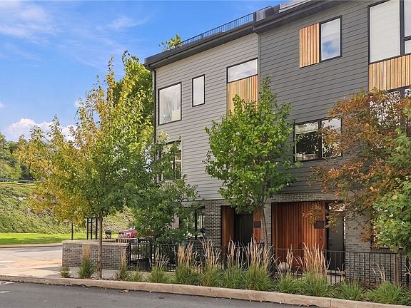 3rd image of 168 56th St
